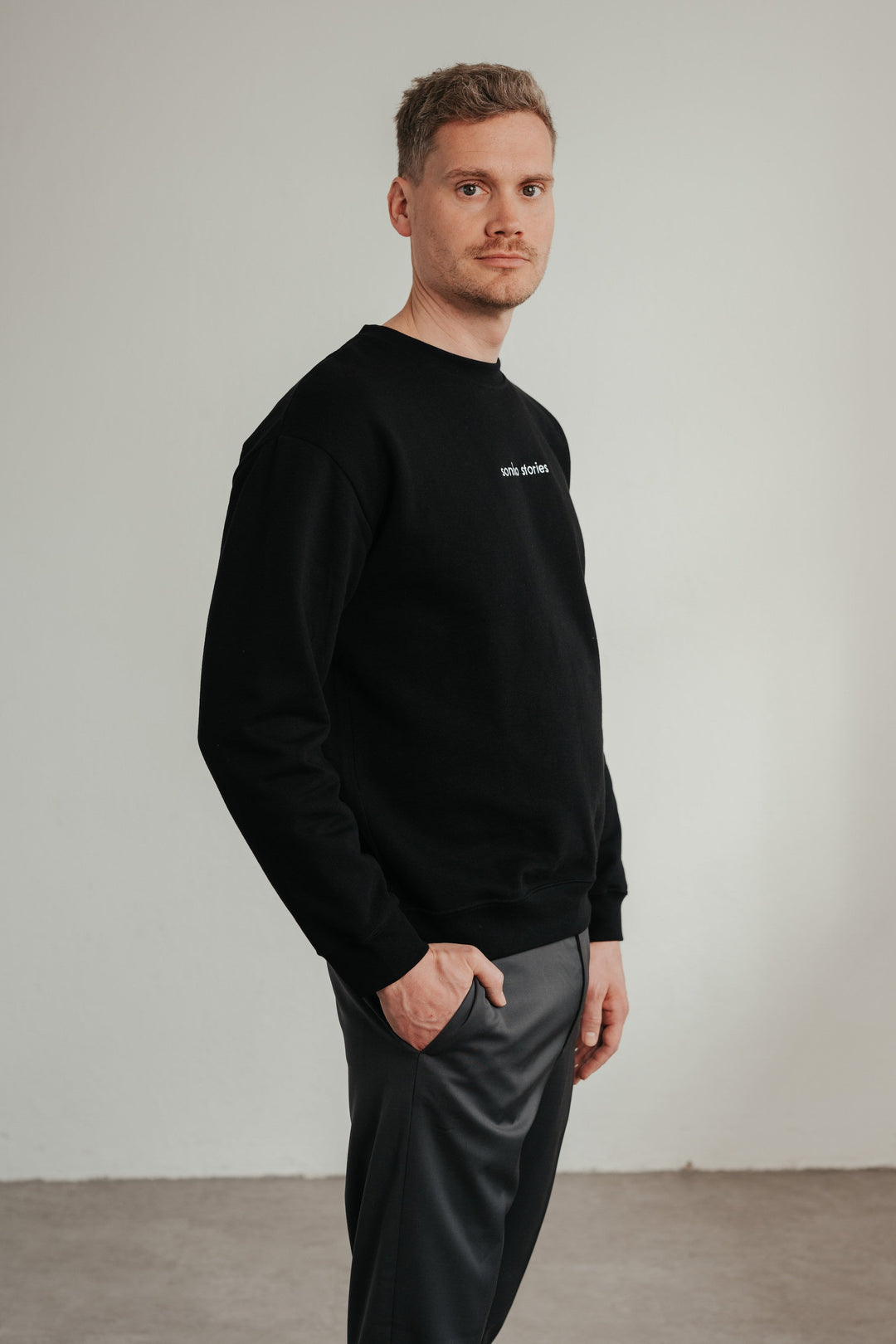 2ND-CHANCE I Unisex Sweater mit lockerer Passform und gesticktem Logo