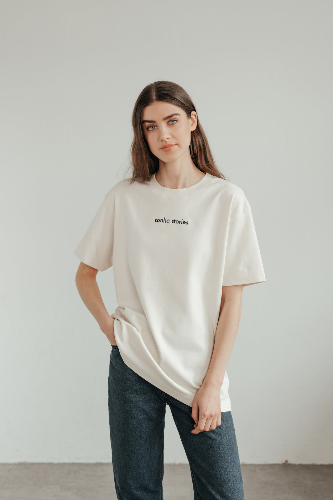 2ND-CHANCE I Unisex T-Shirt mit Oversized Fit und gesticktem Logo